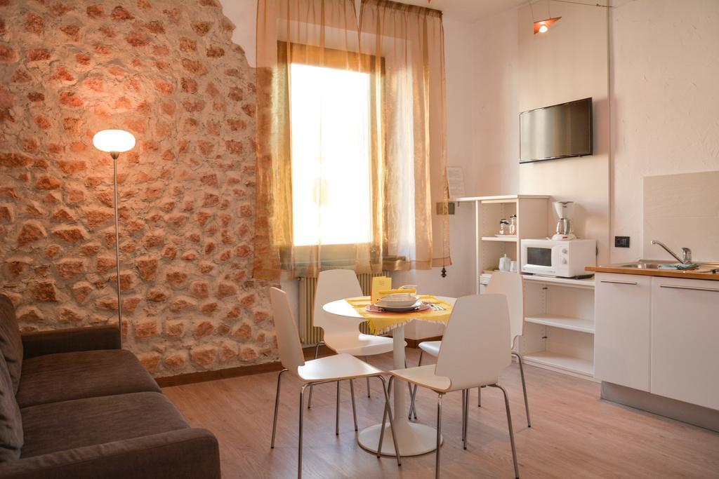 Sembenini Palace Riva del Garda Ngoại thất bức ảnh